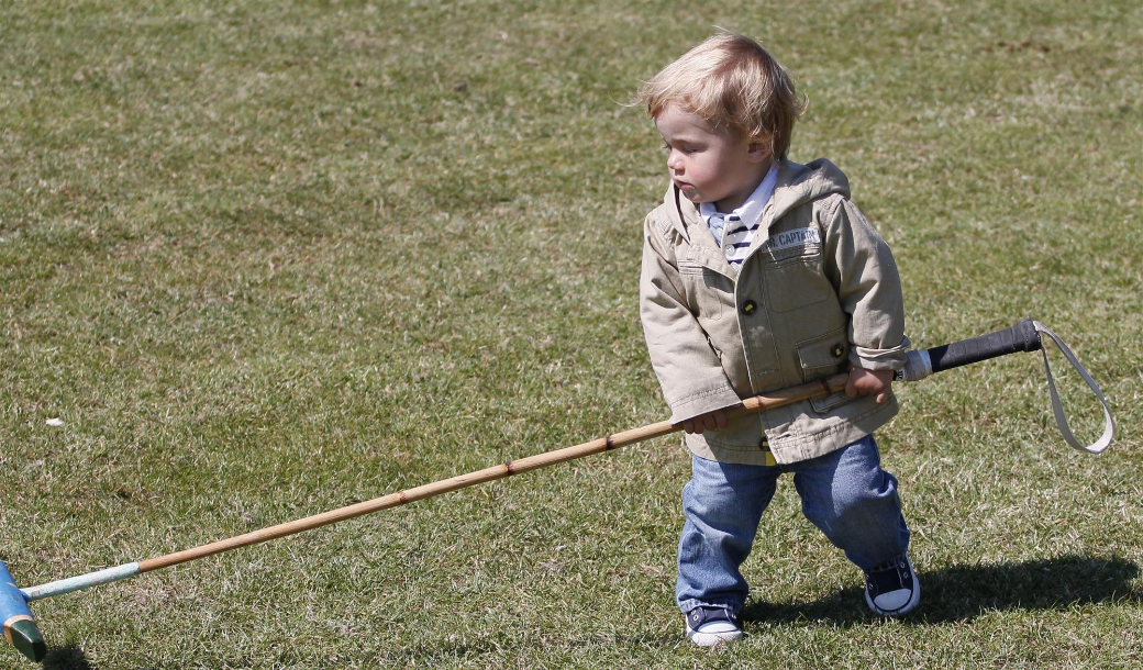 5 Stirling little one helping daddytrying